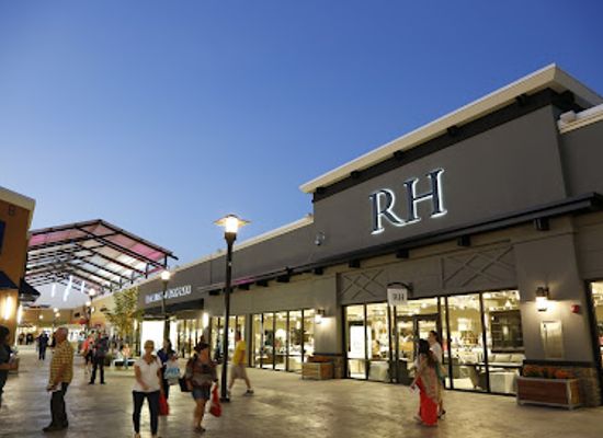 arkansas/central-arkansas/shop/outlets-of-little-rock