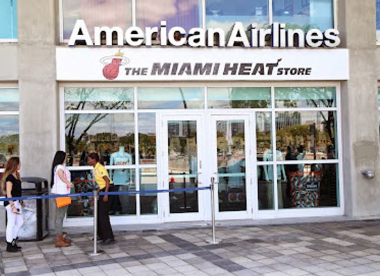 florida/gold-coast/shop/the-miami-heat-store-at-kaseya-center