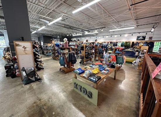 south-carolina/upstate/shop/half-moon-outfitters