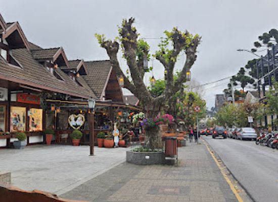 brazil/serra-da-mantiqueira/shop/shopping-cadij-plaza