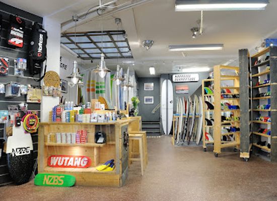 netherlands/scheveningen-beach/shop/noordzee-boardstore