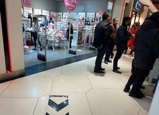 azerbaijan/baku/shop/metropark-shopping-mall