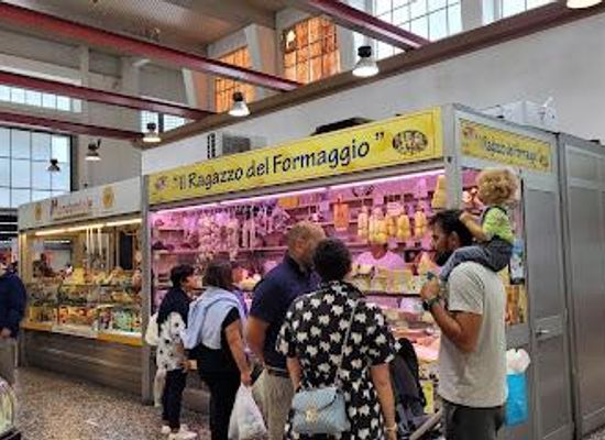 italy/brianza/shop/mercato-coperto-di-como