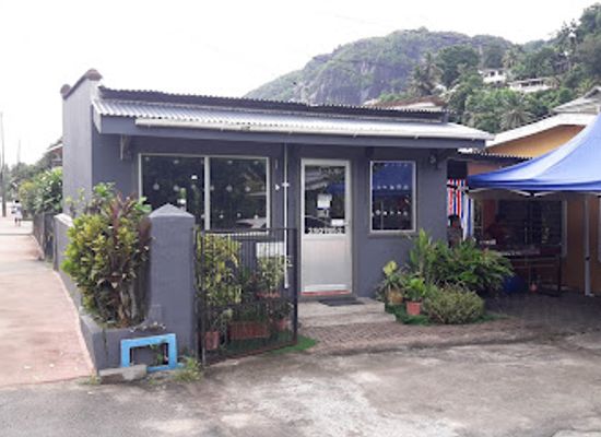 seychelles/ile-d-aurore/shop/just4u
