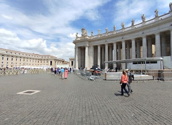 vatican-city/vatican-gardens/shop/centro-commerciale-san-pietro
