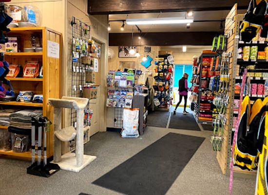 idaho/mccall/shop/mccall-pet-outfitters-and-supply-inc