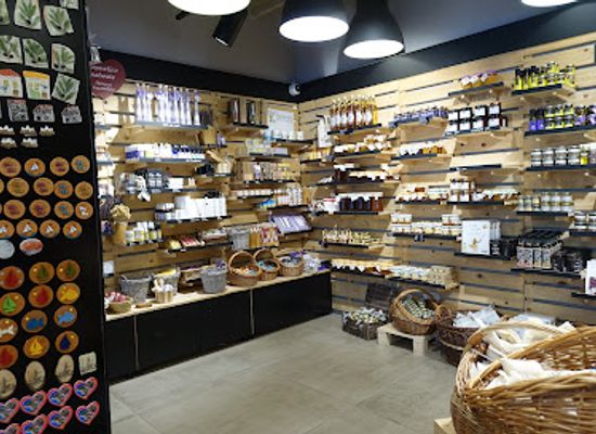 slovenia/lower-carniola/shop/souvenir-store-zaklad