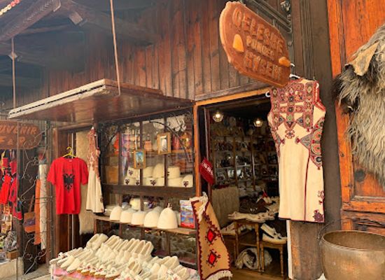 albania/kruja/shop/qeleshe-punes-hyseni