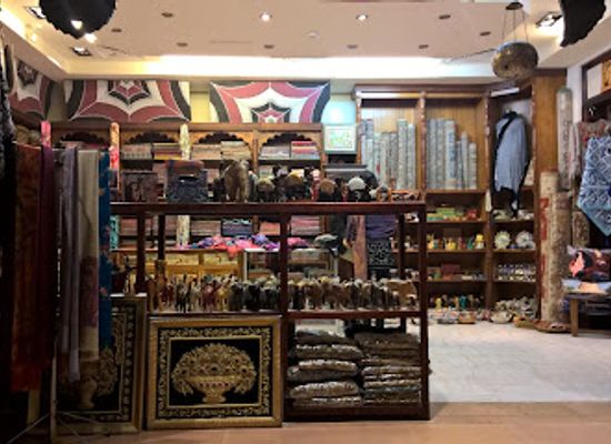 united-arab-emirates/northern-emirates/shop/the-souk-qaryat-al-beri