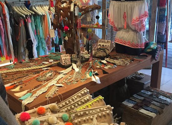 indonesia/bali/shop/lemongrass-bali-boutique
