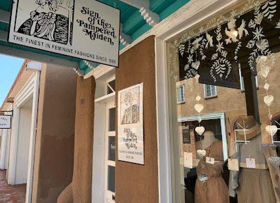 new-mexico/sante-fe/shop/sign-of-the-pampered-maiden