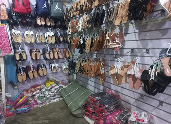 mozambique/maxixe/shop/hassan-kossongo