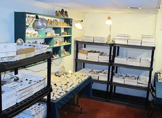 arkansas/ouachita-national-forest/shop/blue-moon-crystals-jewelry