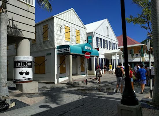sint-maarten/cul-de-sac/shop/sint-rose-shopping-mall