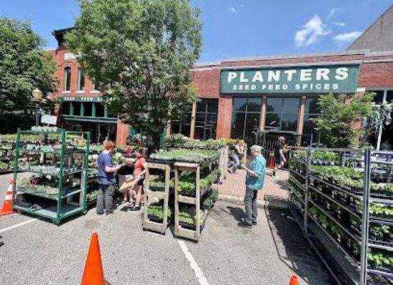 kansas/kansas-city/shop/planters-seed-spice-co