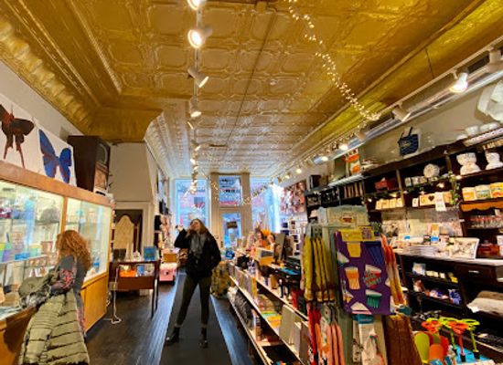 illinois/chicago/gold-coast/shop/judy-maxwell-home