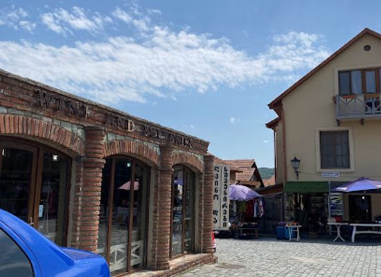 georgia/mtskheta/shop/wine-and-souvenirs