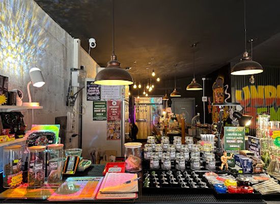 thailand/chiang-rai/shop/uge-store-chiang-rai-weed