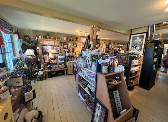 maine/franklin-county/shop/1890-primitives