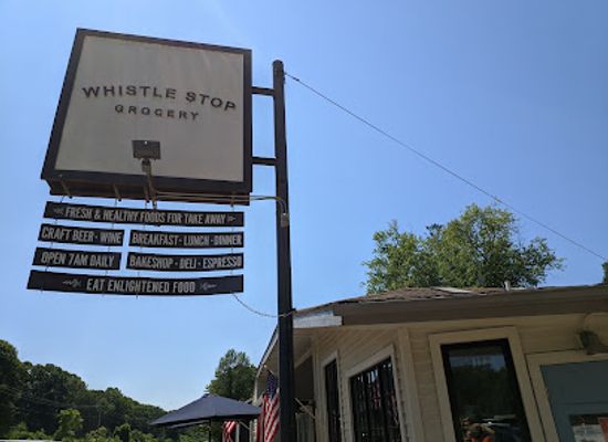 michigan/warren-dunes-state-park/shop/whistle-stop-grocery