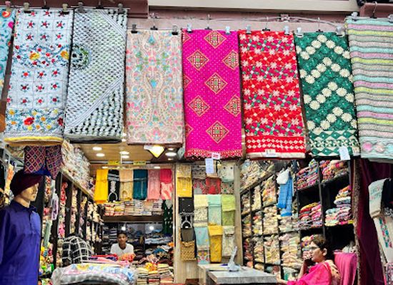 india/amritsar/jallianwala-bagh/shop/mohni-garments