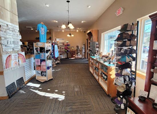 ohio/hocking-hills/shop/hocking-hills-craft-mall