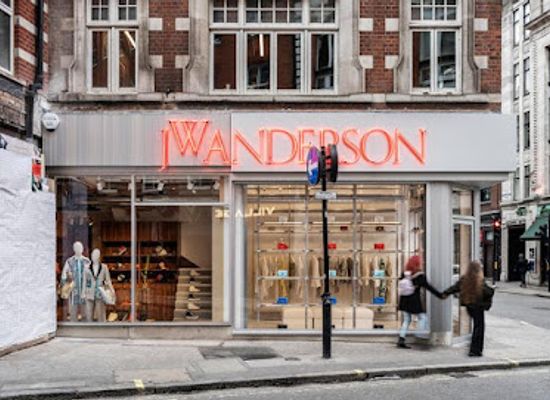 united-kingdom/london/soho/shop/jw-anderson-london-soho