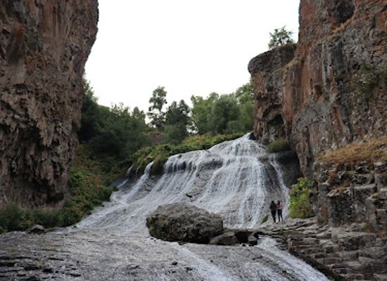 armenia/jermuk-waterfall/shop/jermuk-waterfall