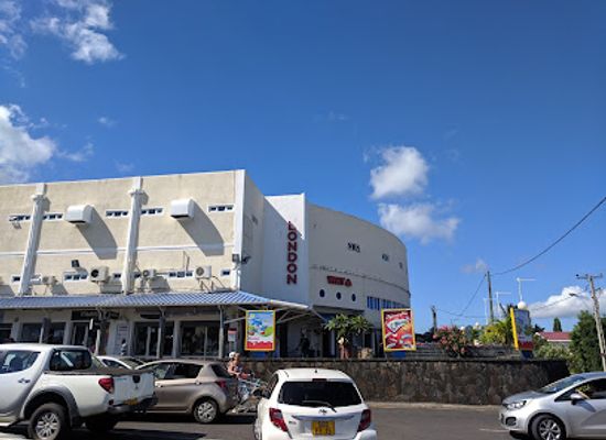 mauritius/black-river/shop/london-way-supermarket-black-river