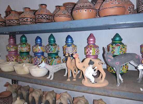 india/rann-of-kutch/shop/khavda-painted-pottery