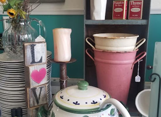 california/bakersfield/shop/rags-to-rescue-vintage-boutique