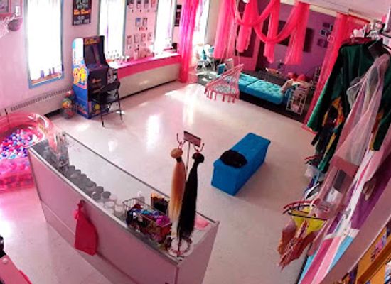 new-york/buffalo/north-buffalo/shop/uni-dolls-boutique