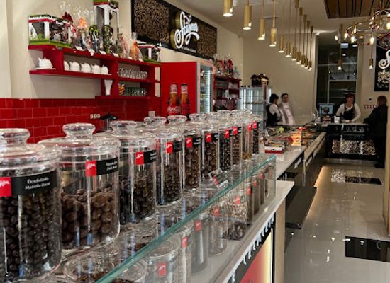 hungary/debrecen/shop/stuhmer-chocolate-shop
