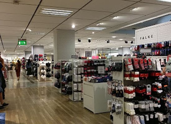 germany/altbayern/shop/galeria-munchen-marienplatz