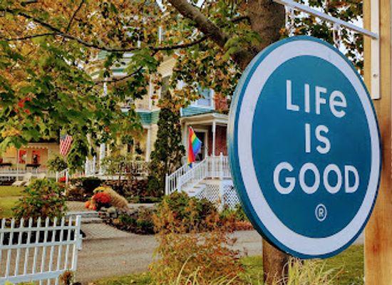 maine/ogunquit/shop/life-is-good-ogunquit