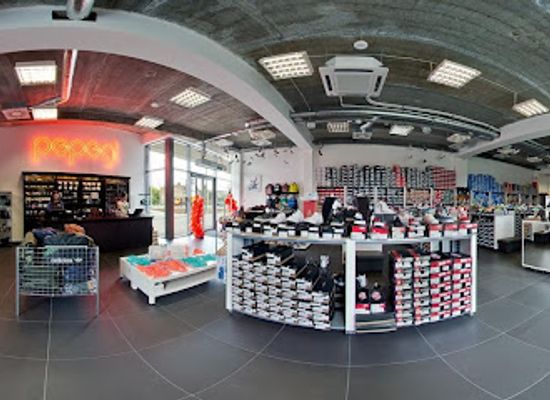 poland/tarnow/shop/pepegi
