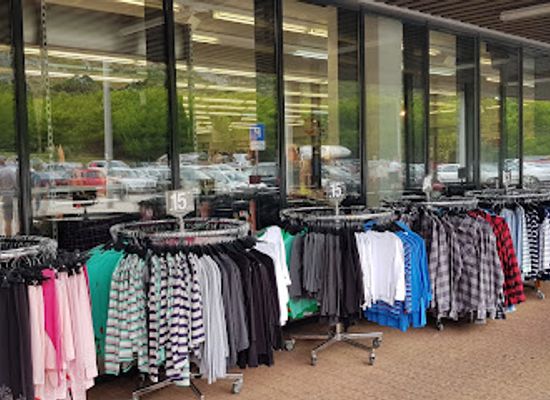 croatia/makarska-riviera/shop/kik-makarska