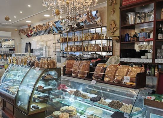 malta/wied-il-ghasri/shop/angele-patisserie-confiserie