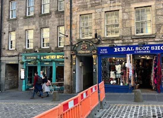 united-kingdom/edinburgh/shop/real-scot-shop