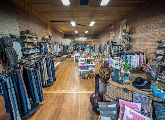 oregon/central-oregon/shop/truffle-pig-trading-co
