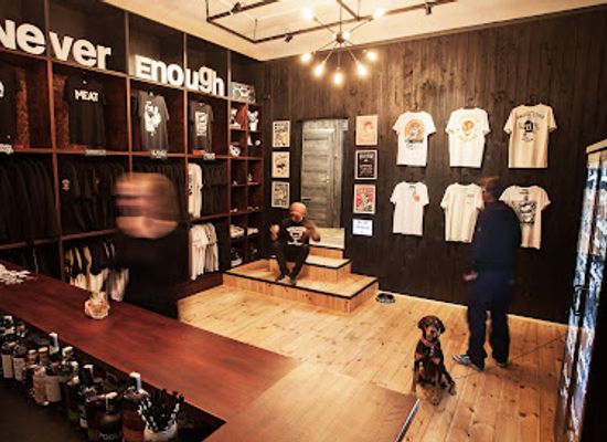 czechia/prague/vinohrady/shop/never-enough-the-dudes-prague