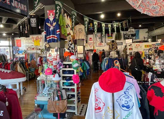 rhode-island/pawtucket/shop/top-shelf-vintage-co