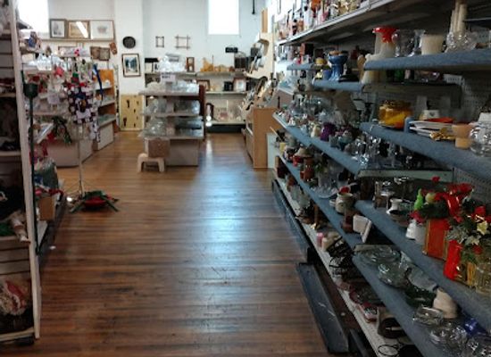 virginia/harrisonburg/shop/mercy-house-thrift-store