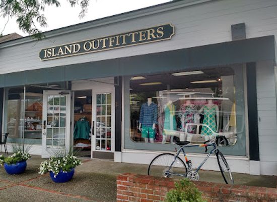 massachusetts/the-islands/shop/island-outfitters