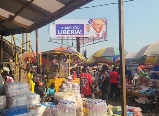 liberia/central-region/shop/red-light-junction