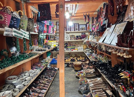 uganda/kampala/shop/bagala-craft