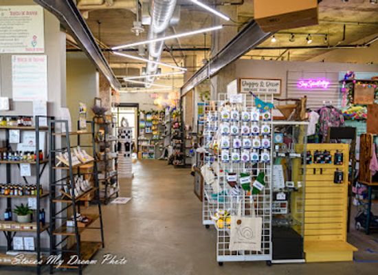 ohio/akron/shop/northside-marketplace