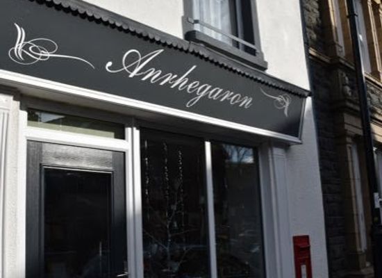 united-kingdom/radnorshire/shop/anrhegaron-welsh-gifts