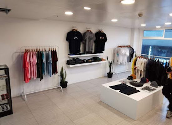 philippines/baguio/session-road/shop/retail-gallery