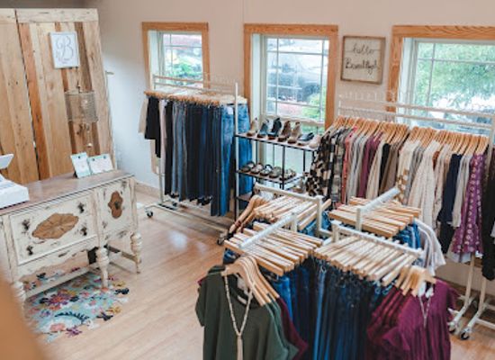 north-carolina/high-country/shop/the-dainty-darling-boutique